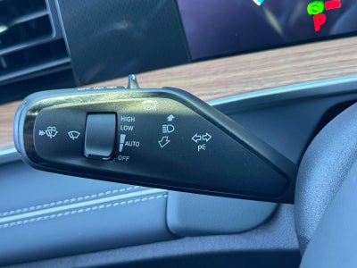 2027 Volkswagen Tiguan 2.0T SEL