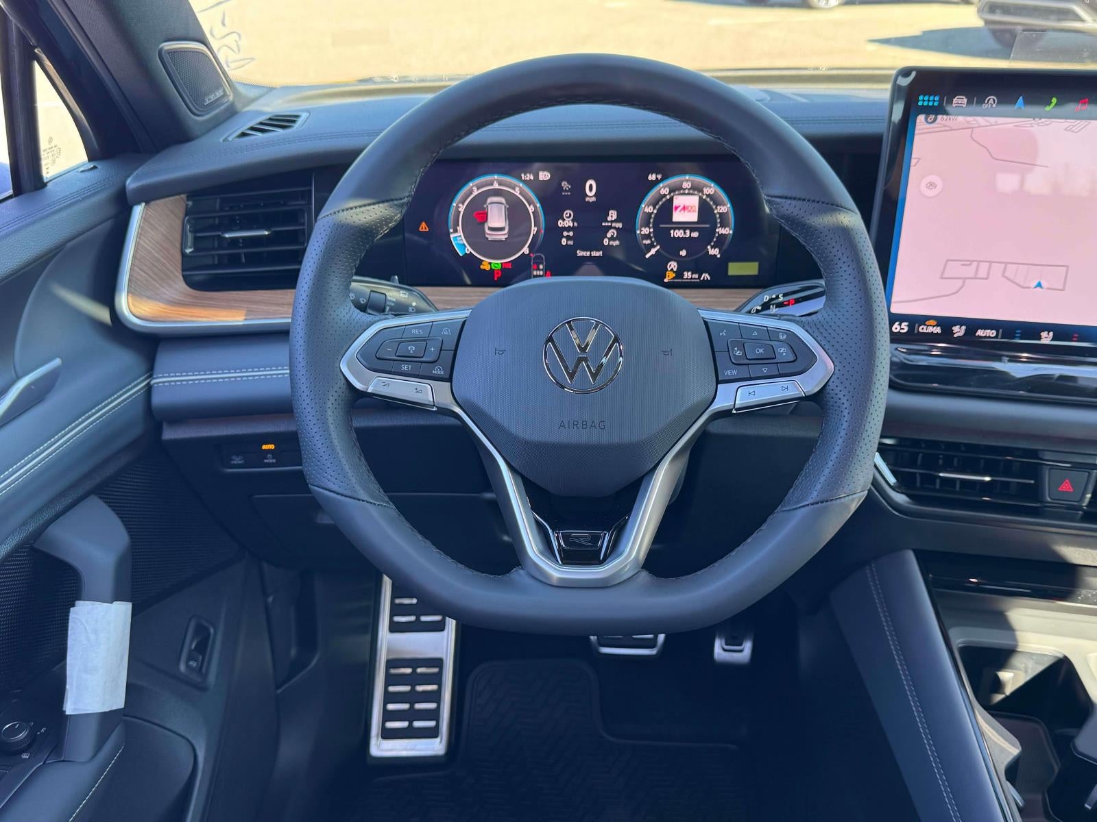 2027 Volkswagen Tiguan 2.0T SEL