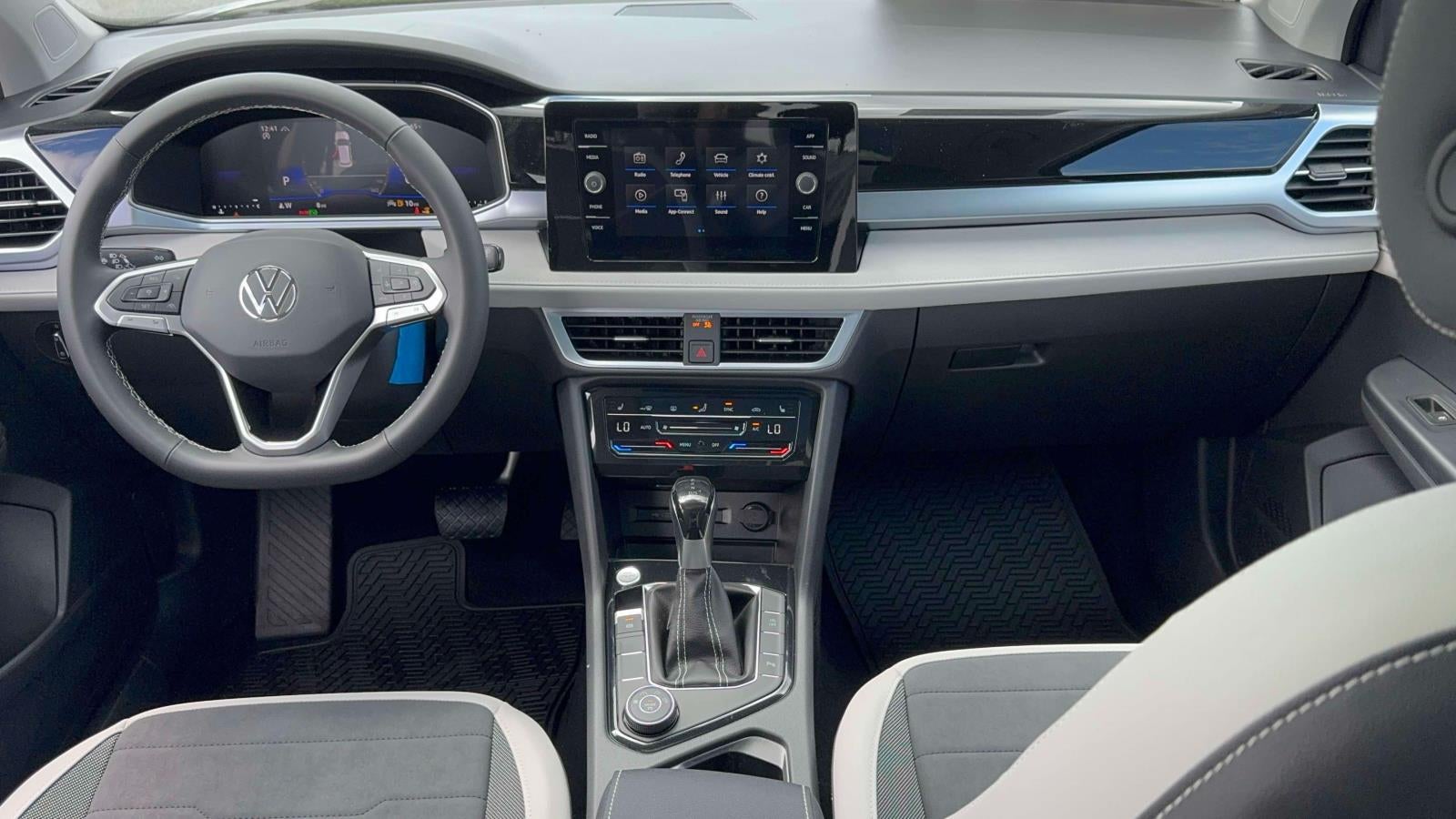 2026 Volkswagen Taos 1.5T SE