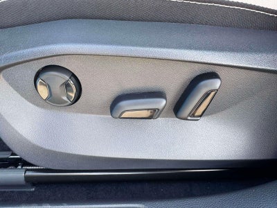 2027 Volkswagen Taos 1.5T SE