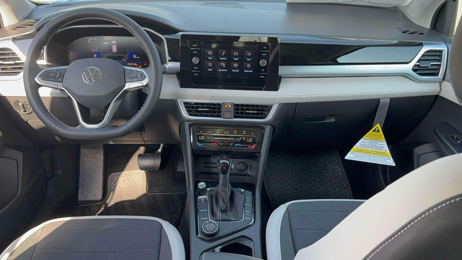 2027 Volkswagen Taos 1.5T SE