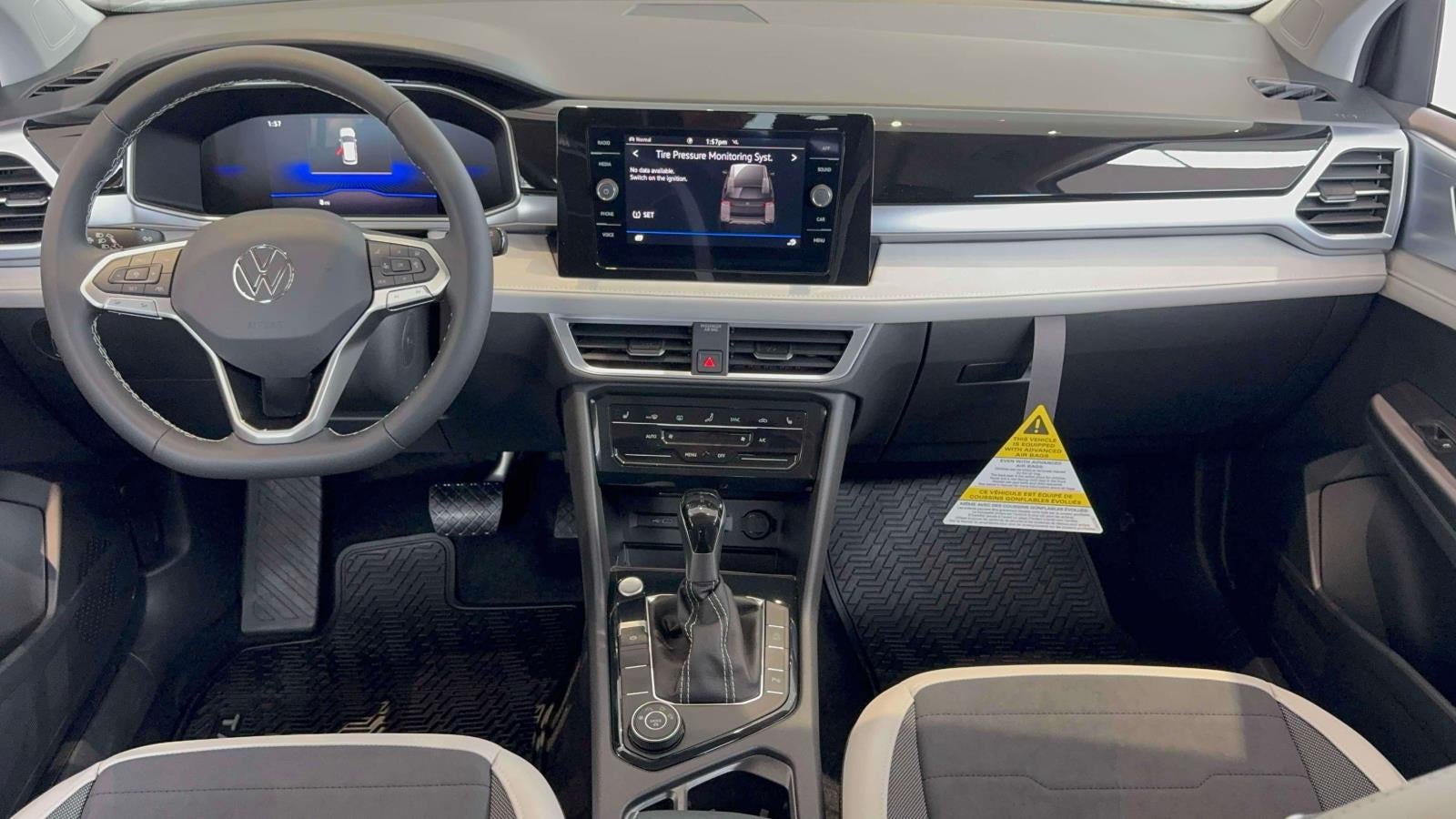 2027 Volkswagen Taos 1.5T SE