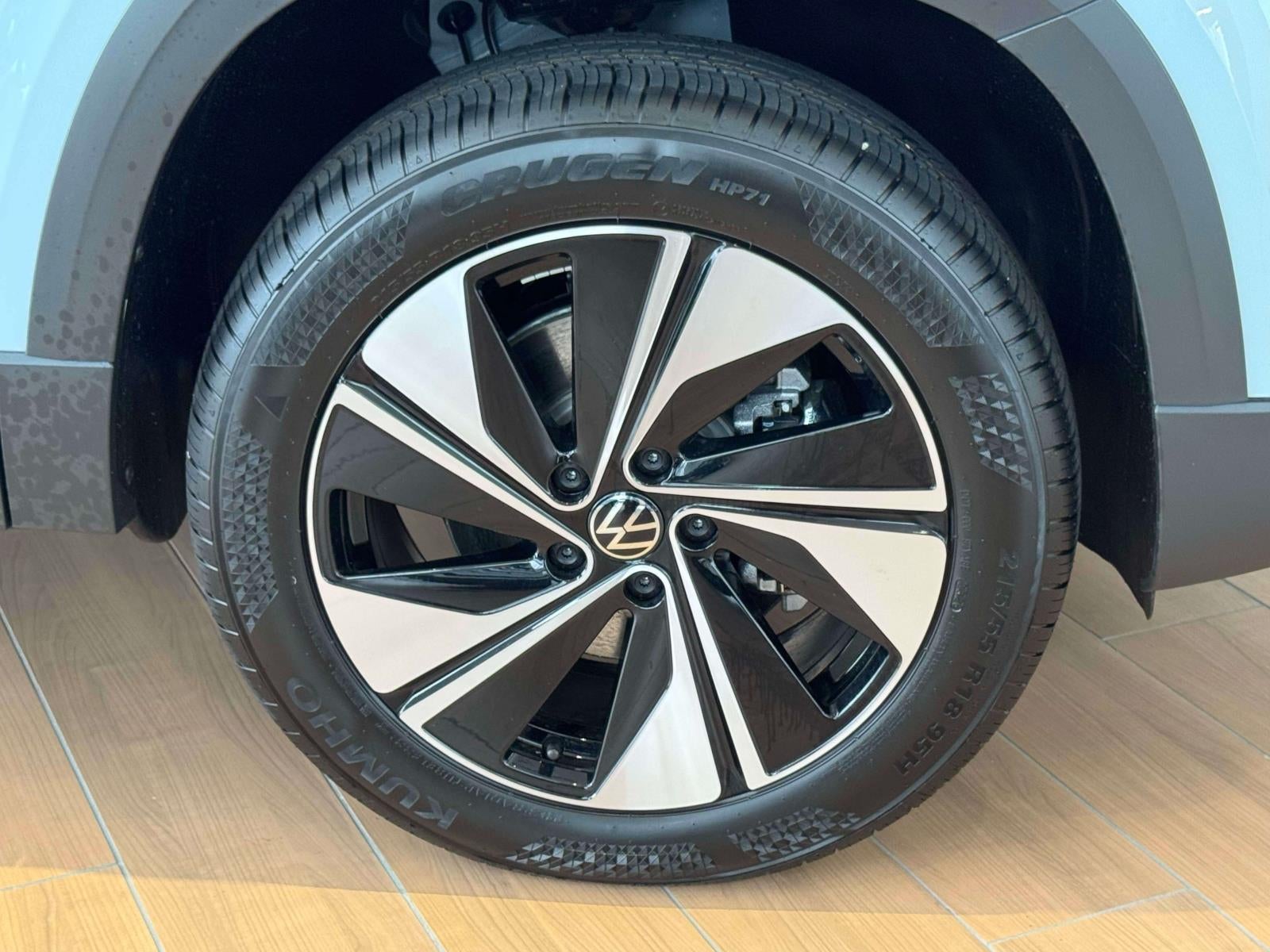 2027 Volkswagen Taos 1.5T SE