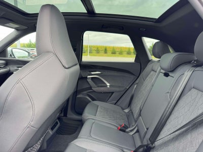 2026 Audi SQ5 Premium