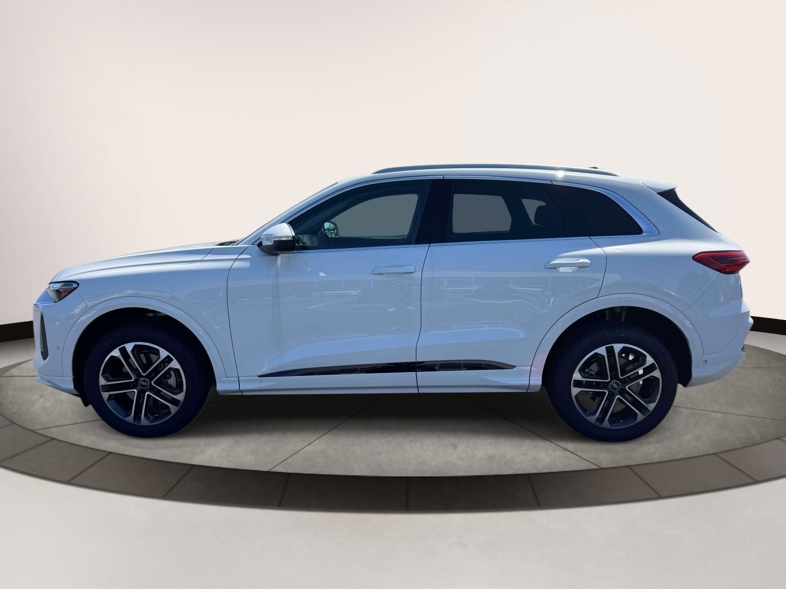 2025 Audi Q5 Premium