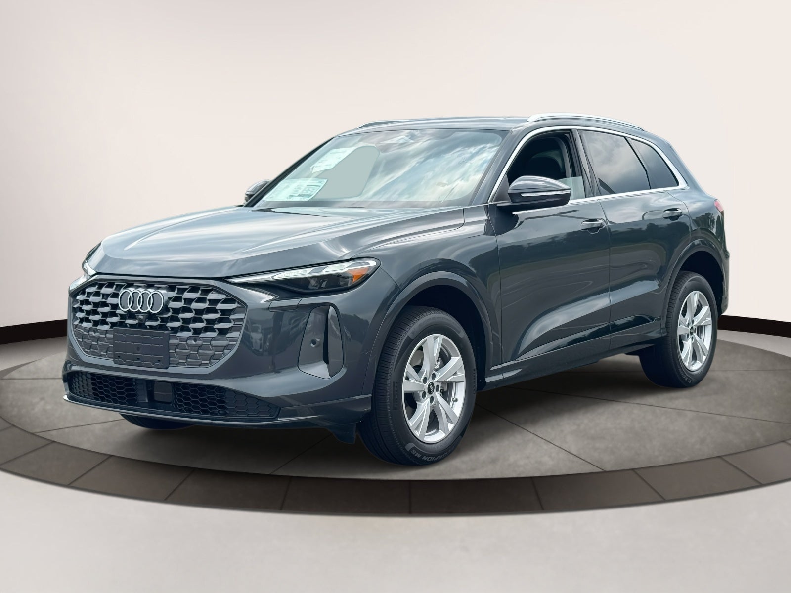 2025 Audi Q5 Premium