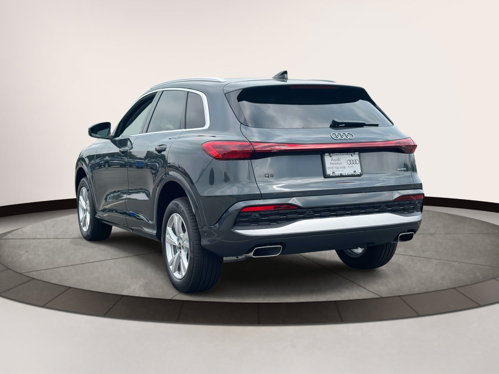 2025 Audi Q5 Premium