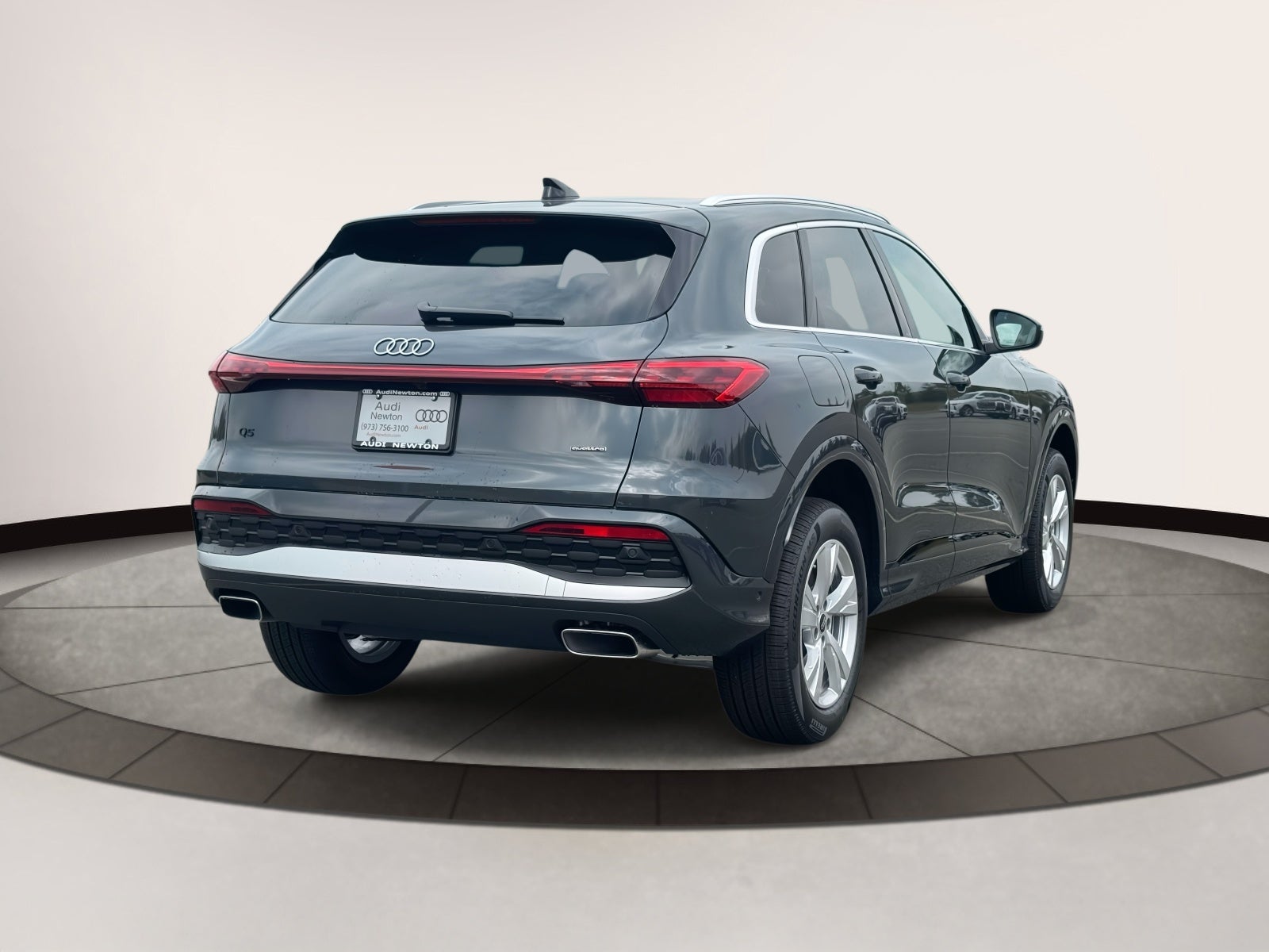 2025 Audi Q5 Premium