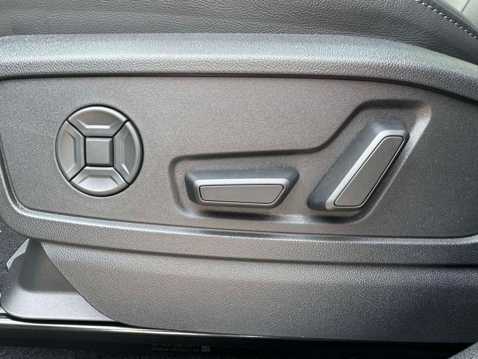 2025 Audi Q5 Premium