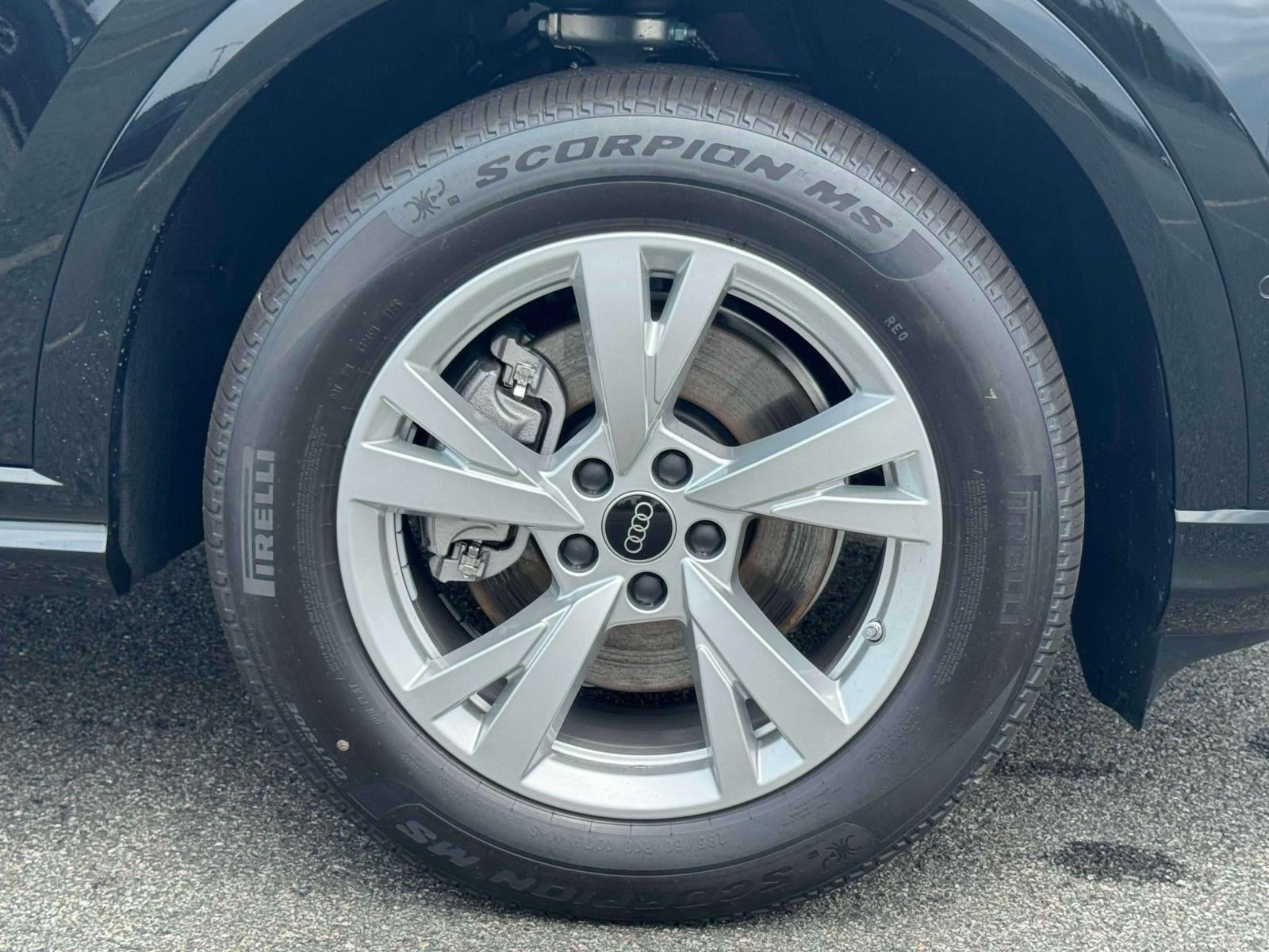 2025 Audi Q5 Premium