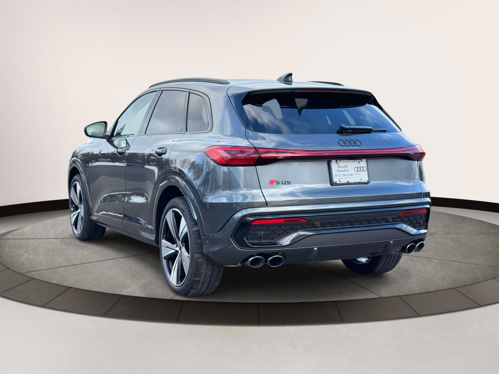 2025 Audi SQ5 3.0T Premium Plus