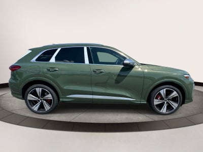 2026 Audi SQ5 Premium Plus