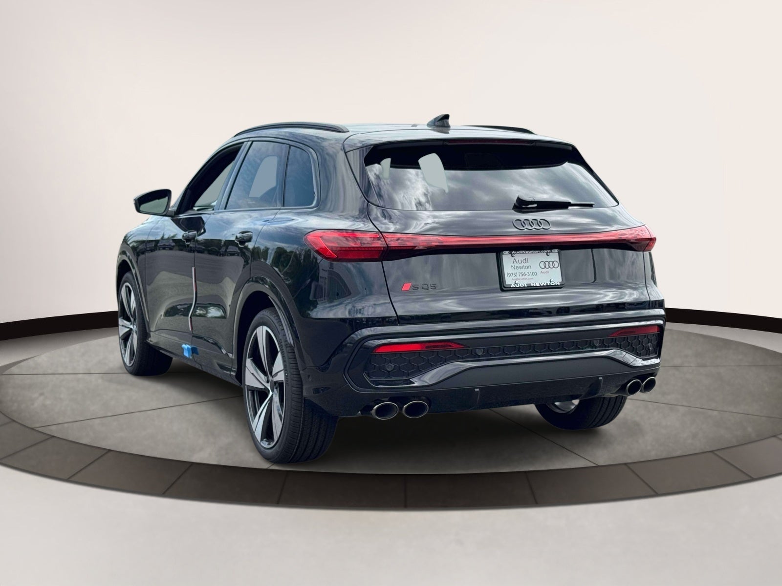 2026 Audi SQ5 Premium Plus