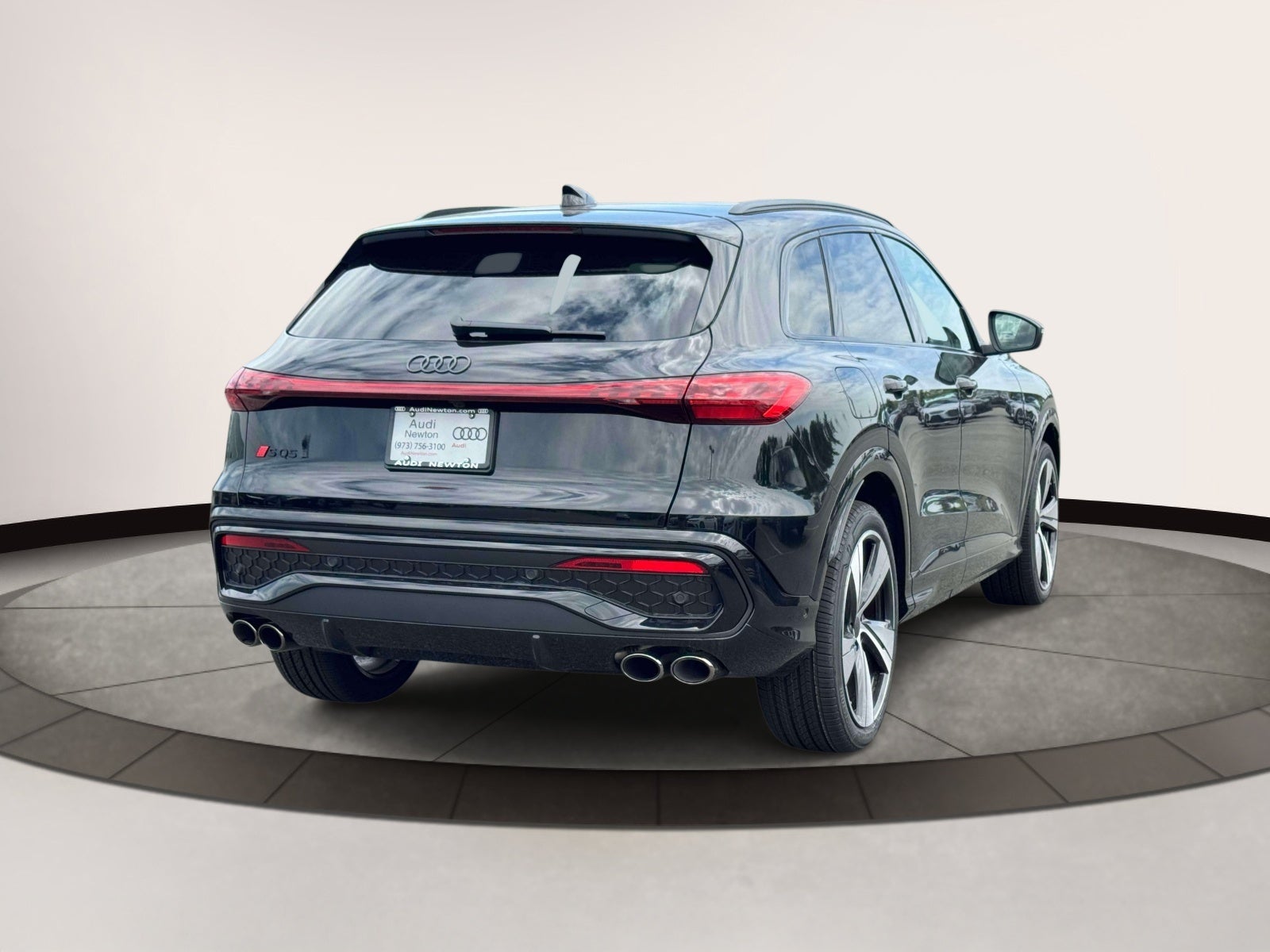 2026 Audi SQ5 Premium Plus