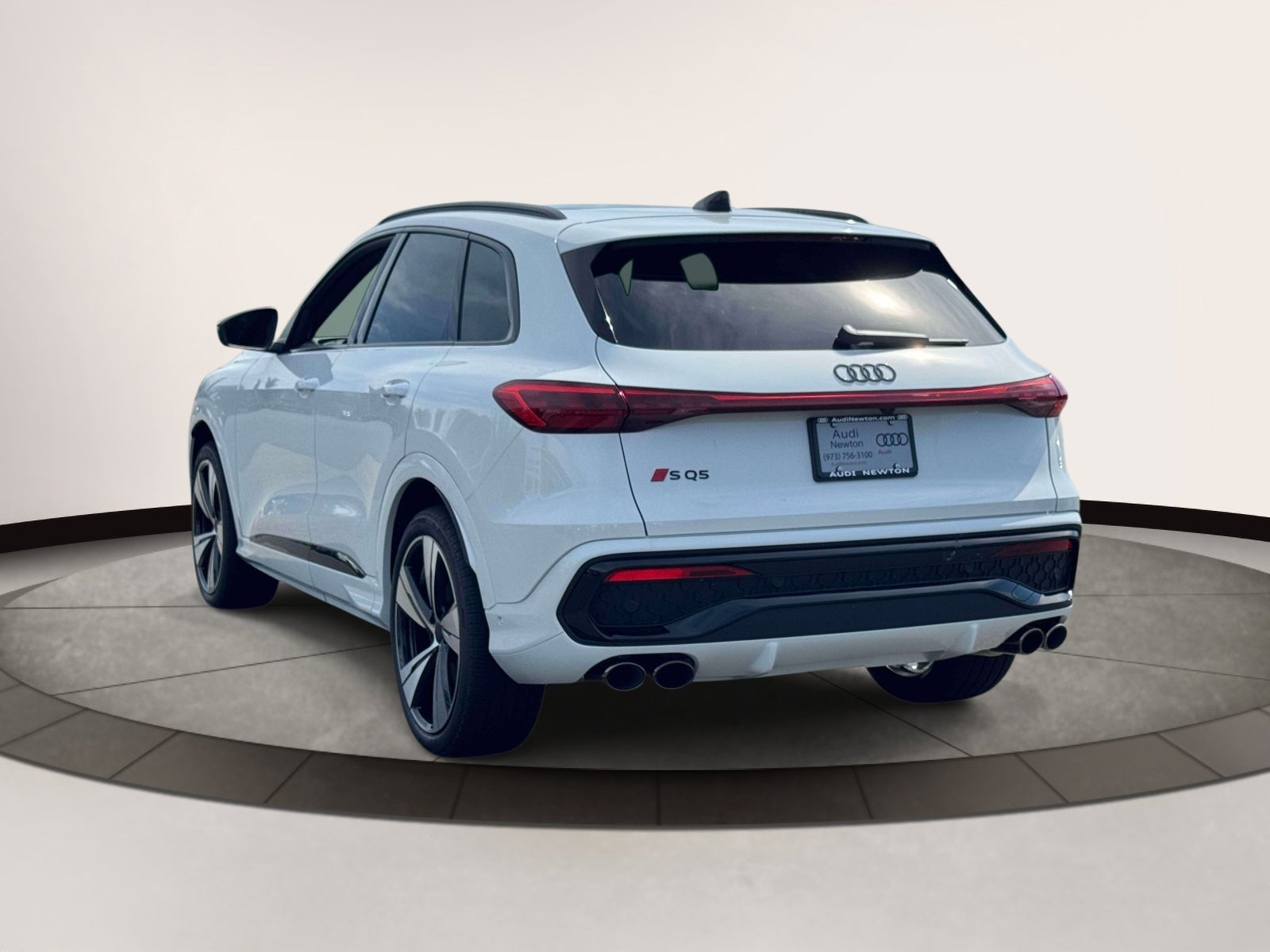 2026 Audi SQ5 Premium Plus