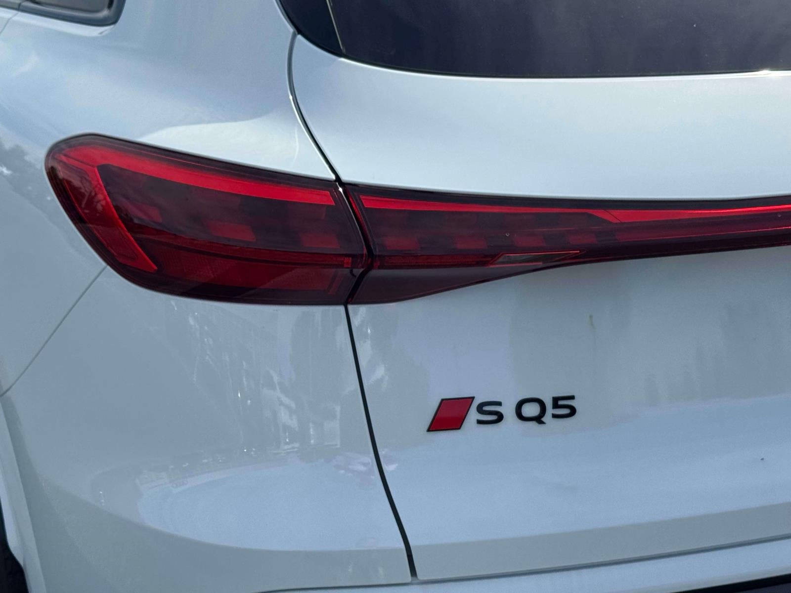 2026 Audi SQ5 Premium Plus