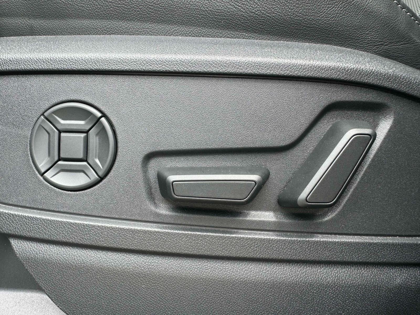 2025 Audi Q5 2.0T Premium Plus