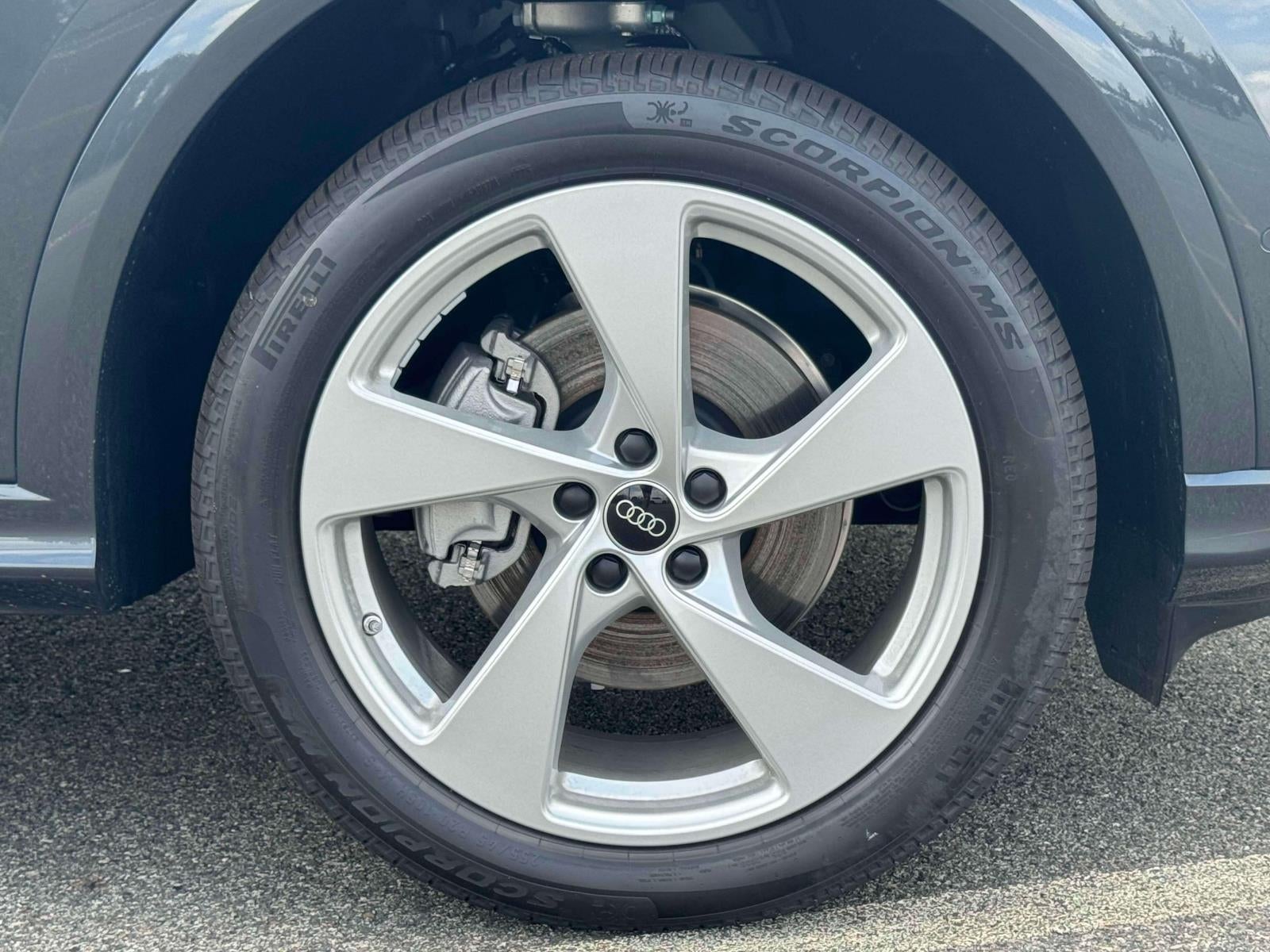 2025 Audi Q5 2.0T Premium Plus