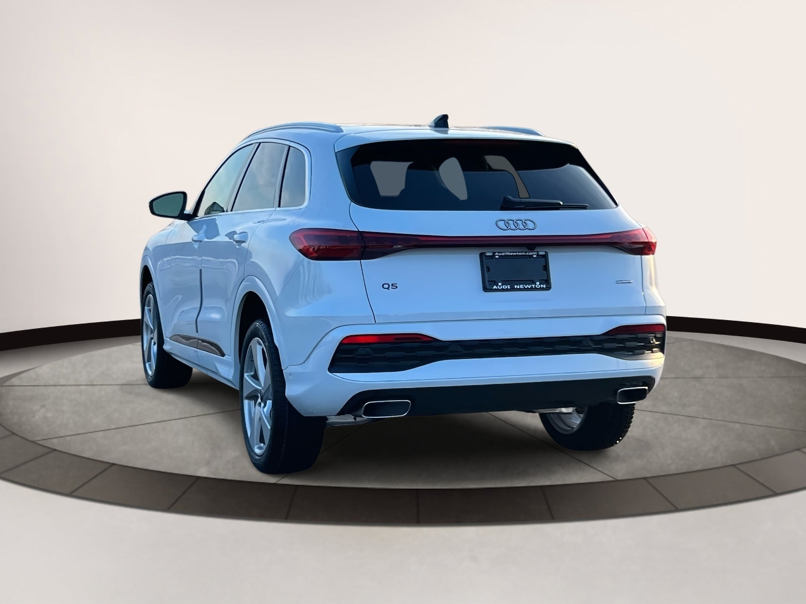 2025 Audi Q5 2.0T Premium Plus