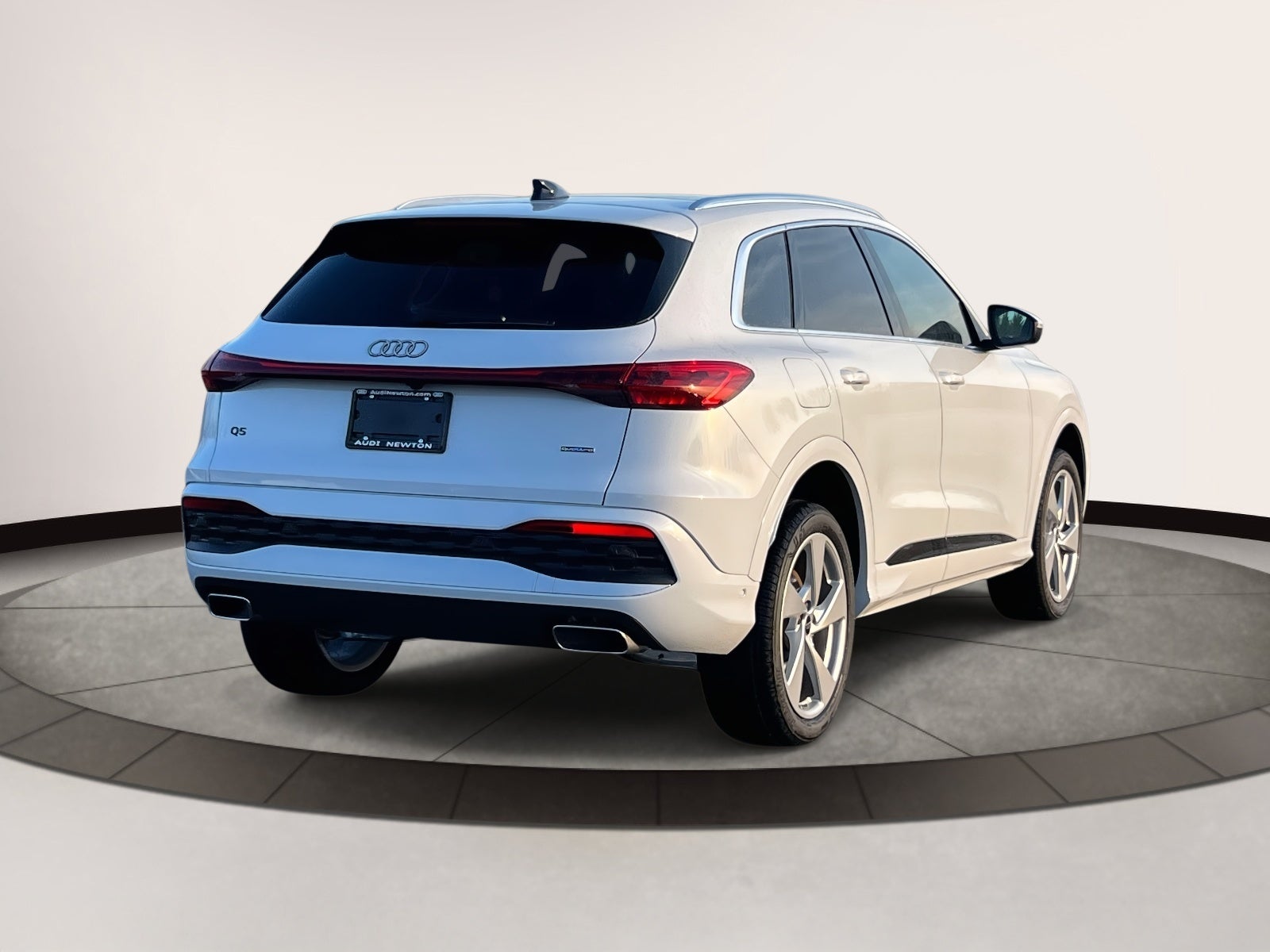 2025 Audi Q5 2.0T Premium Plus