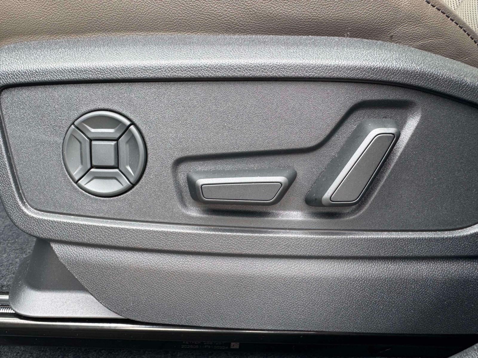 2025 Audi Q5 2.0T Premium Plus