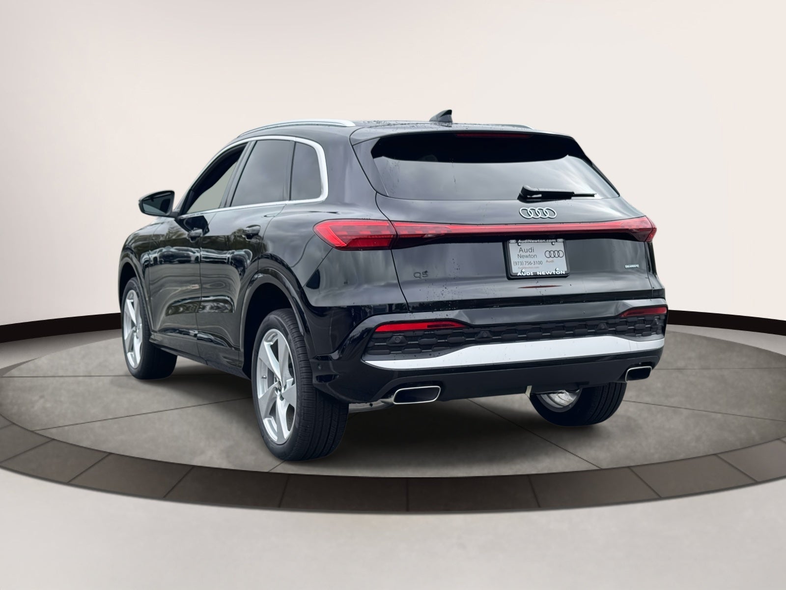 2025 Audi Q5 2.0T Premium Plus