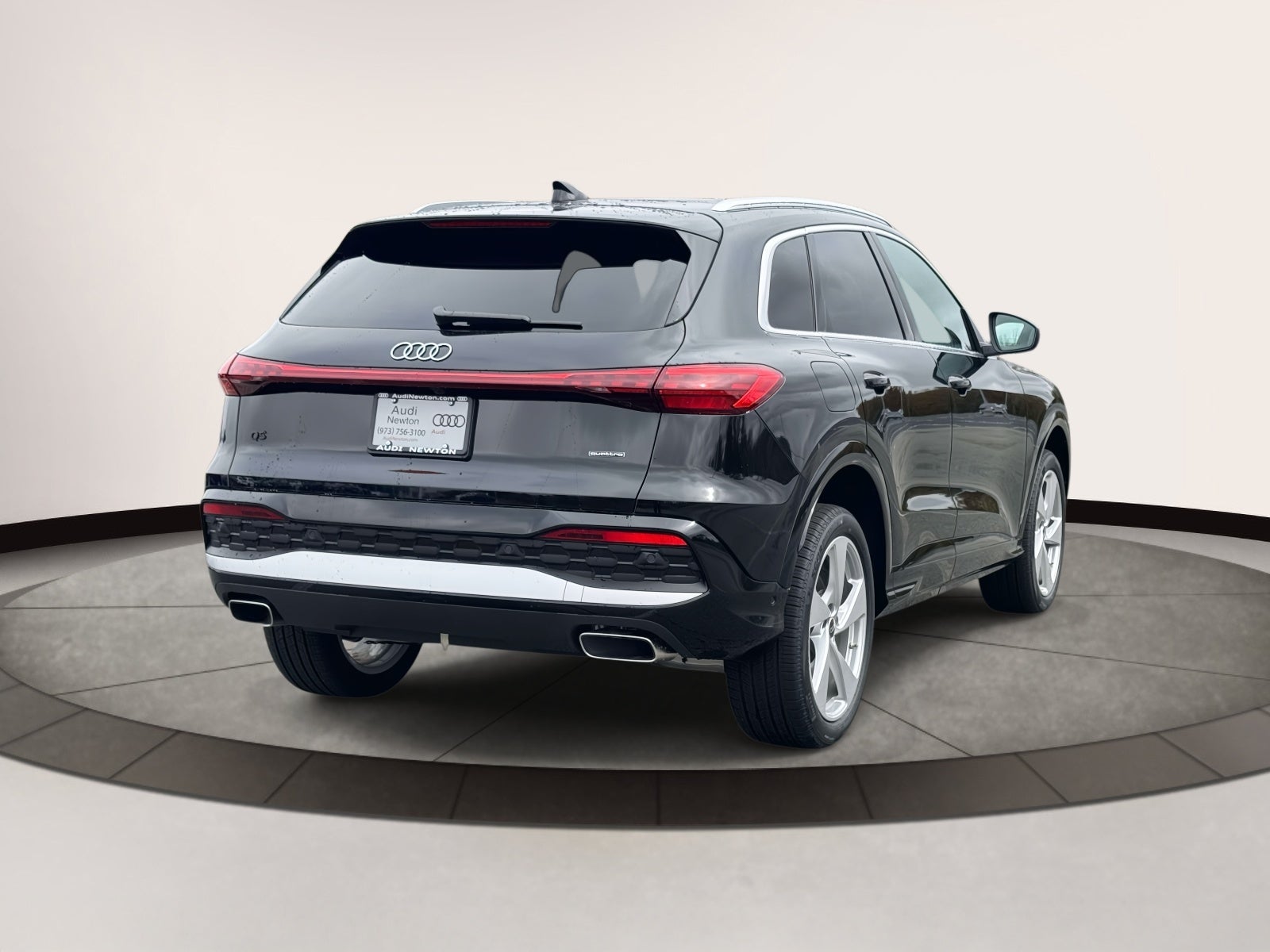 2025 Audi Q5 2.0T Premium Plus