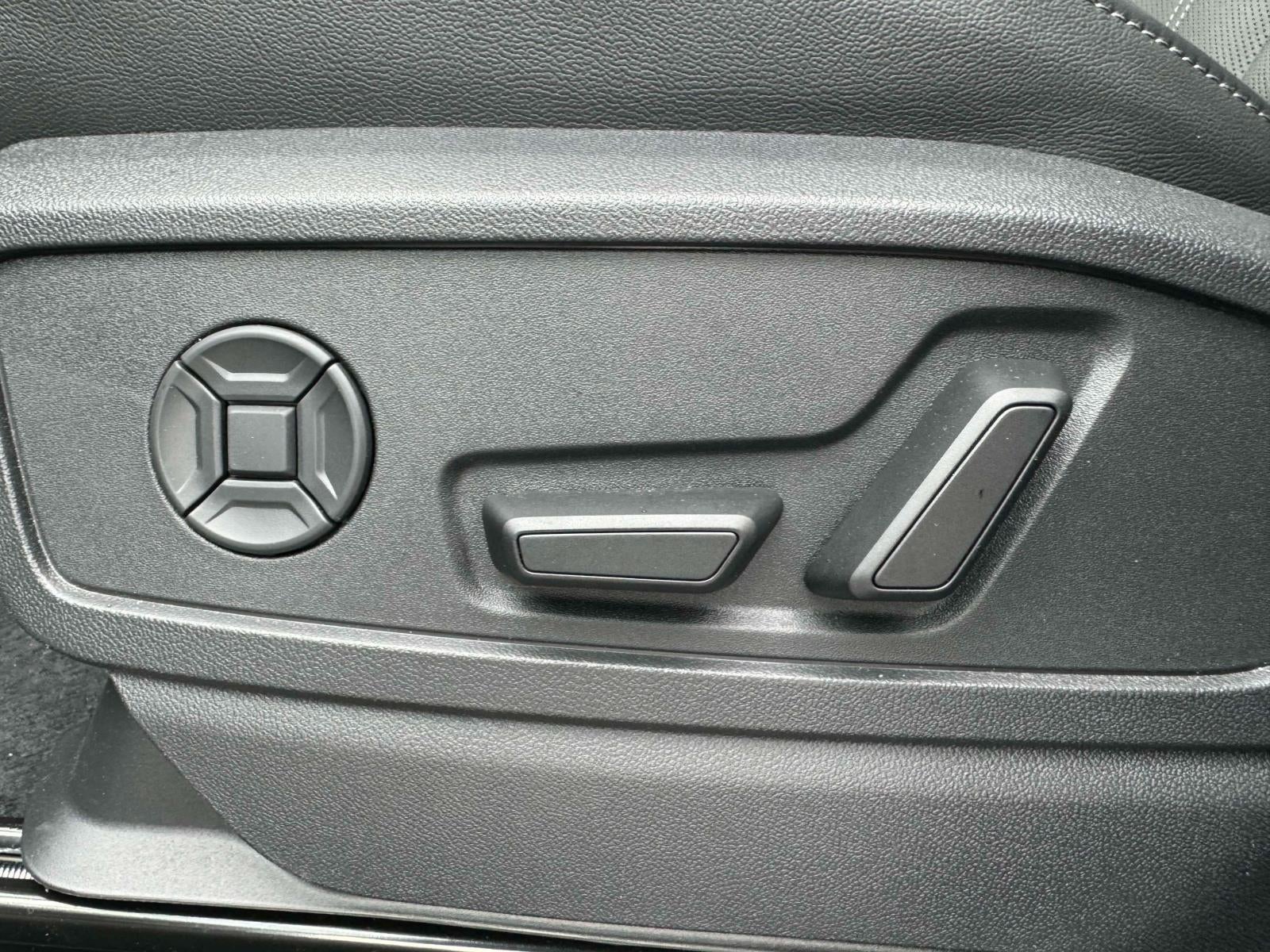 2025 Audi Q5 2.0T Premium