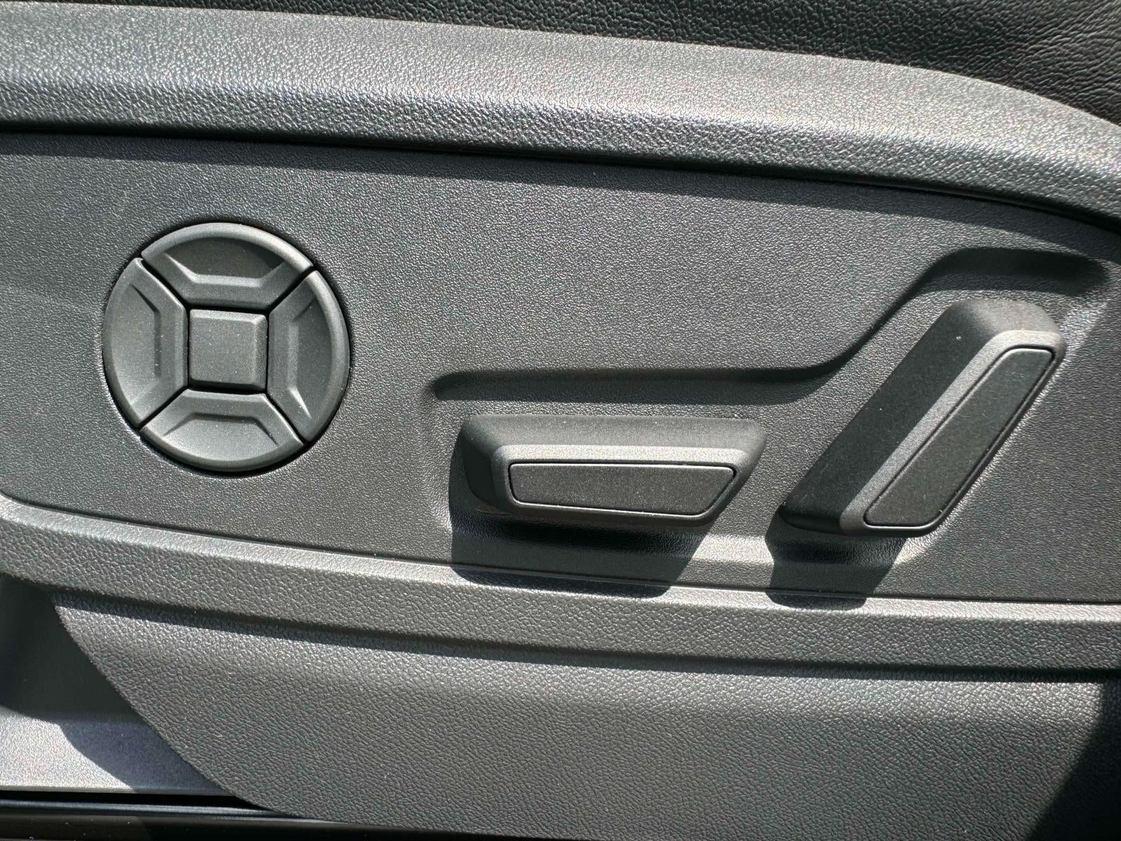 2025 Audi Q5 2.0T Premium