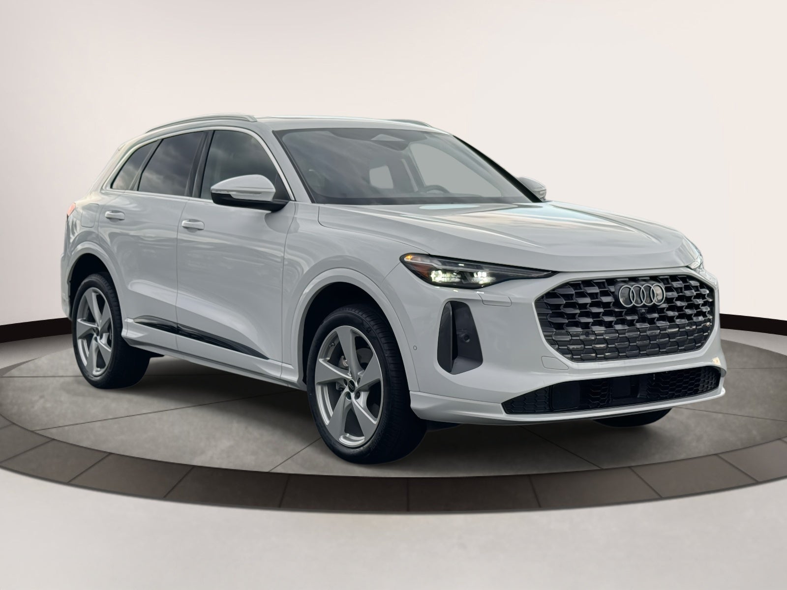 2025 Audi Q5 2.0T Premium