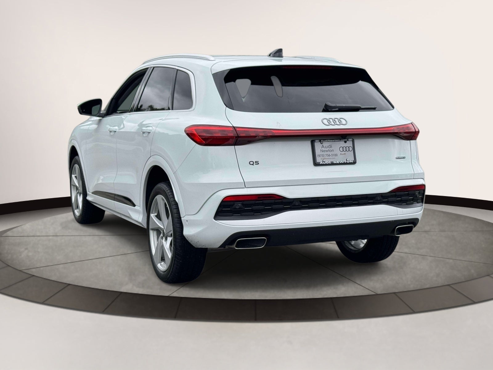 2025 Audi Q5 2.0T Premium Plus