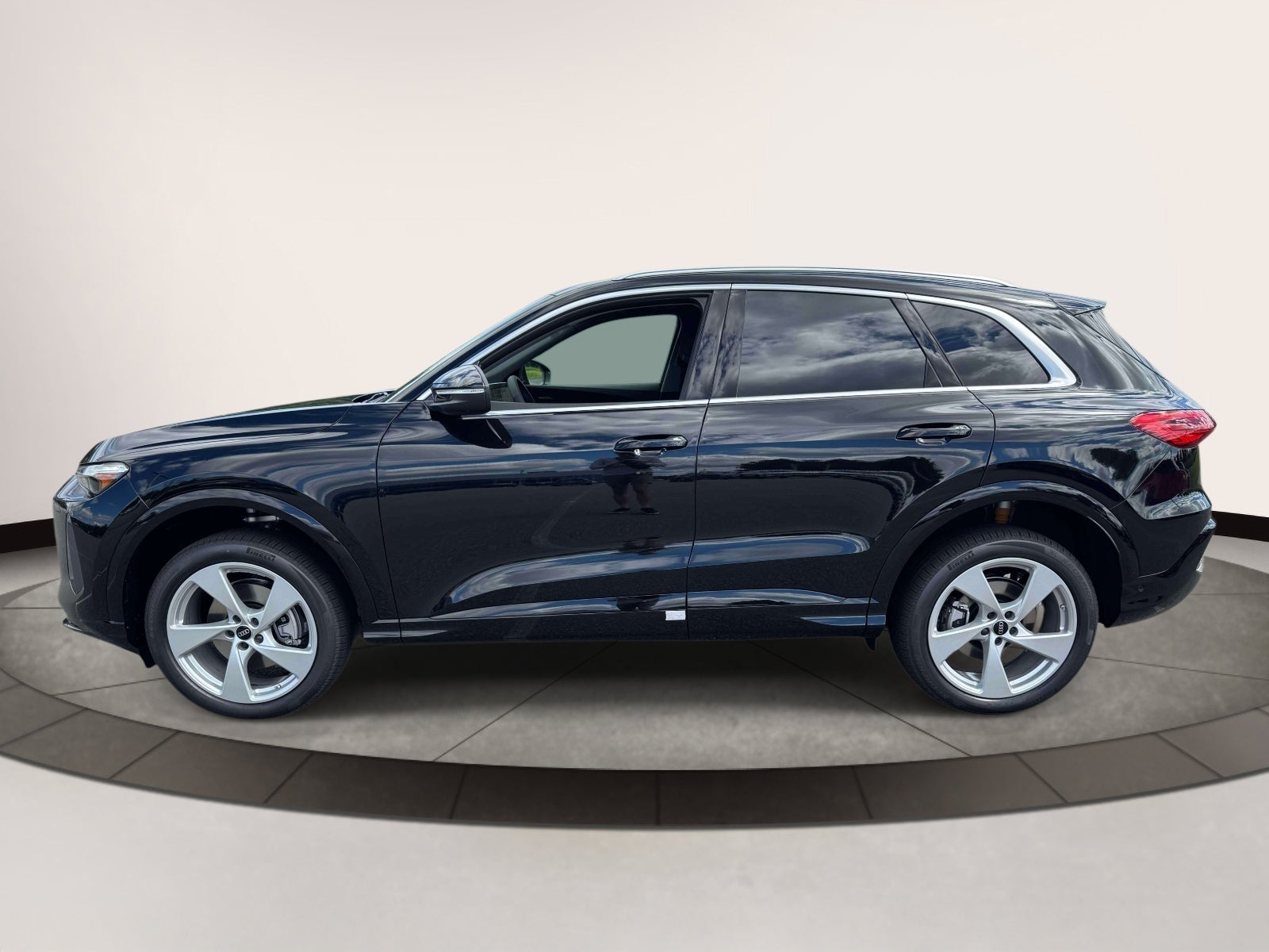 2026 Audi Q5 2.0T Premium Plus