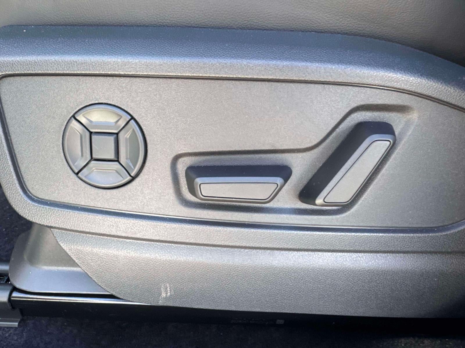 2025 Audi Q5 2.0T Premium Plus