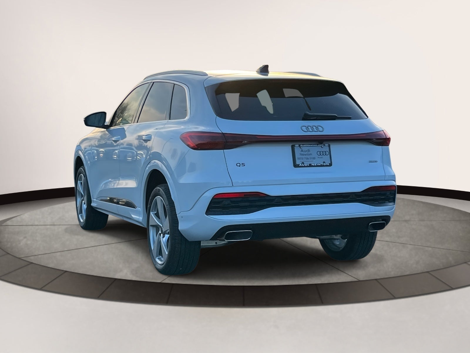 2025 Audi Q5 2.0T Premium Plus