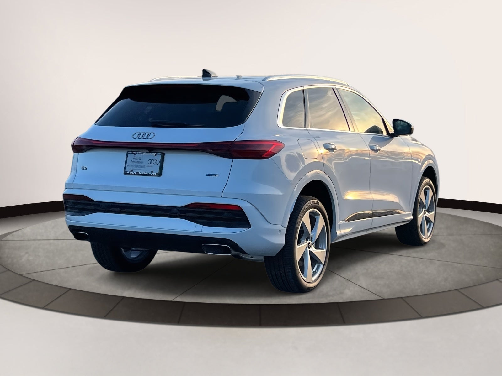 2025 Audi Q5 2.0T Premium Plus