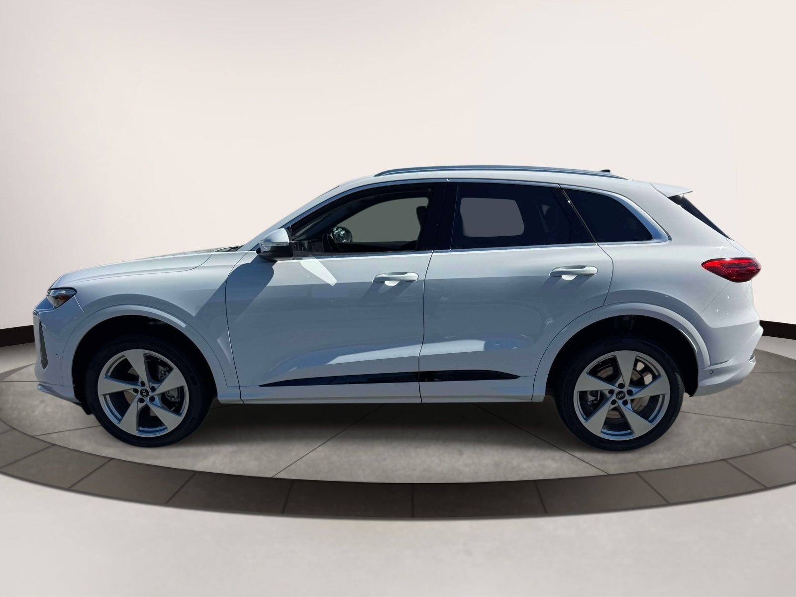 2026 Audi Q5 2.0T Premium Plus