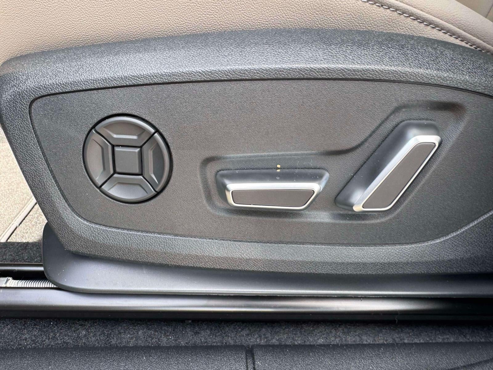 2026 Audi Q3 S line