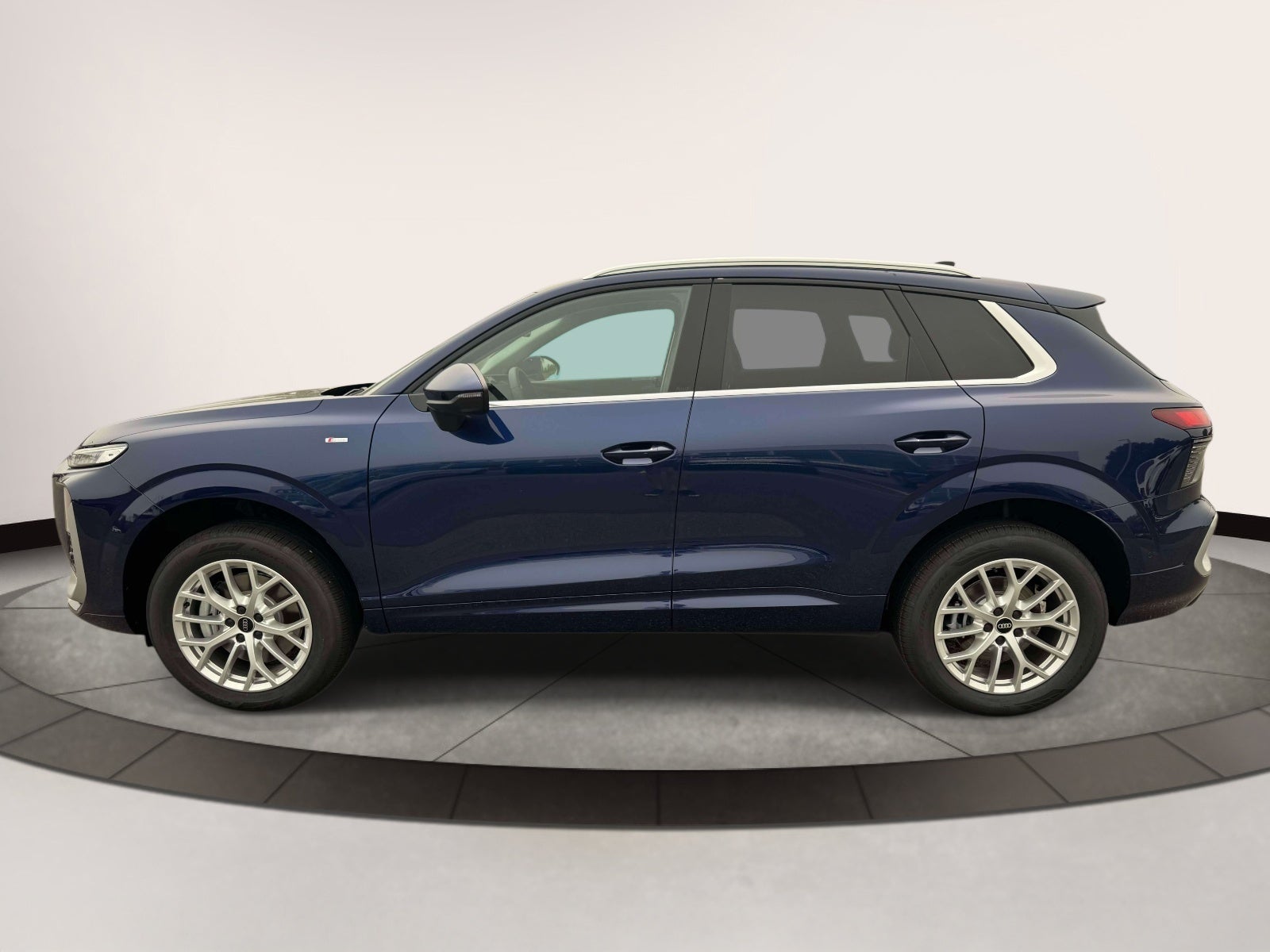 2026 Audi Q3 S line