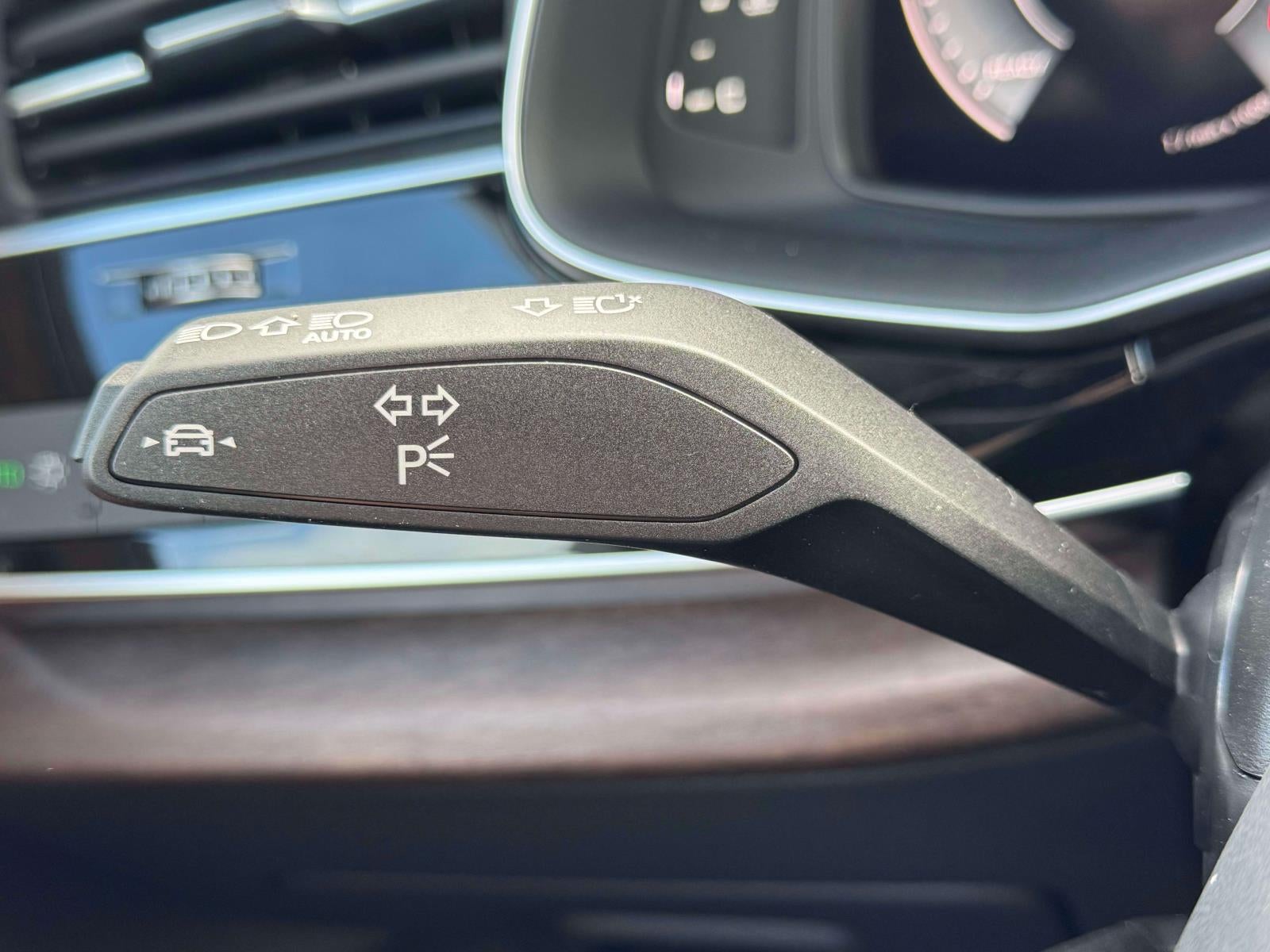 2026 Audi Q7 45 Premium