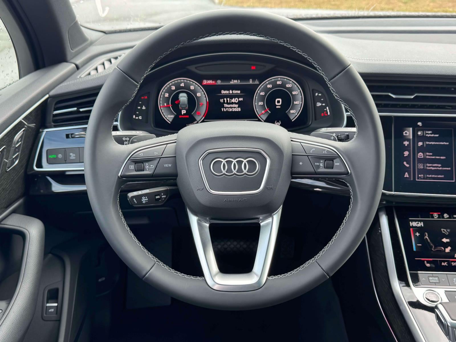 2026 Audi Q7 45 Premium