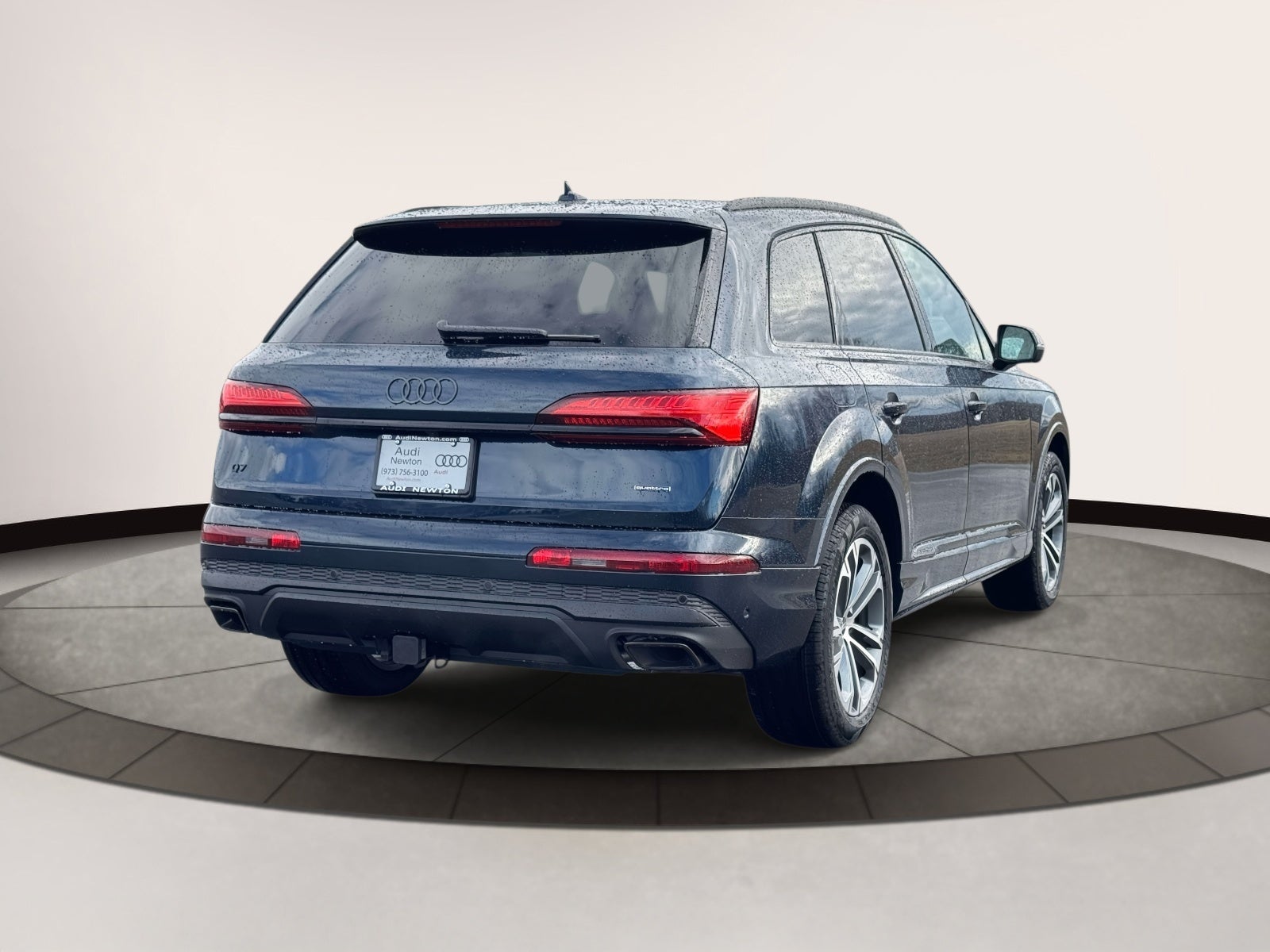 2026 Audi Q7 45 Premium