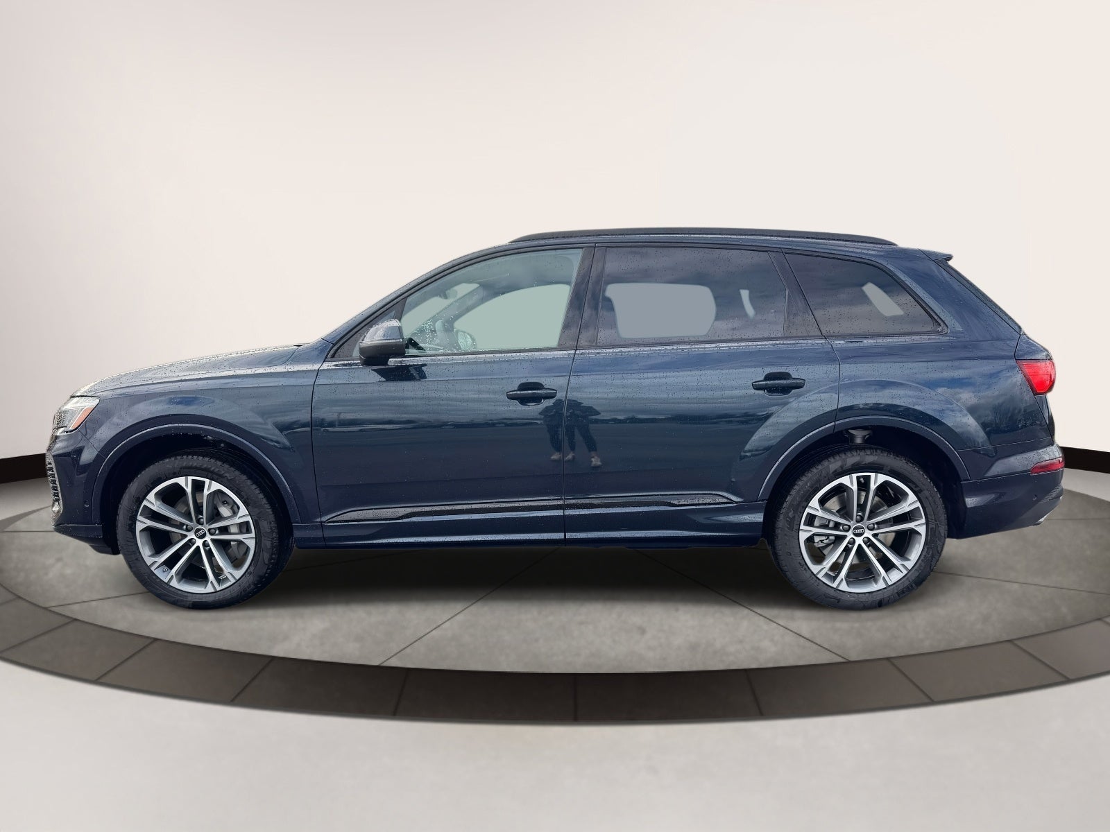 2026 Audi Q7 45 Premium