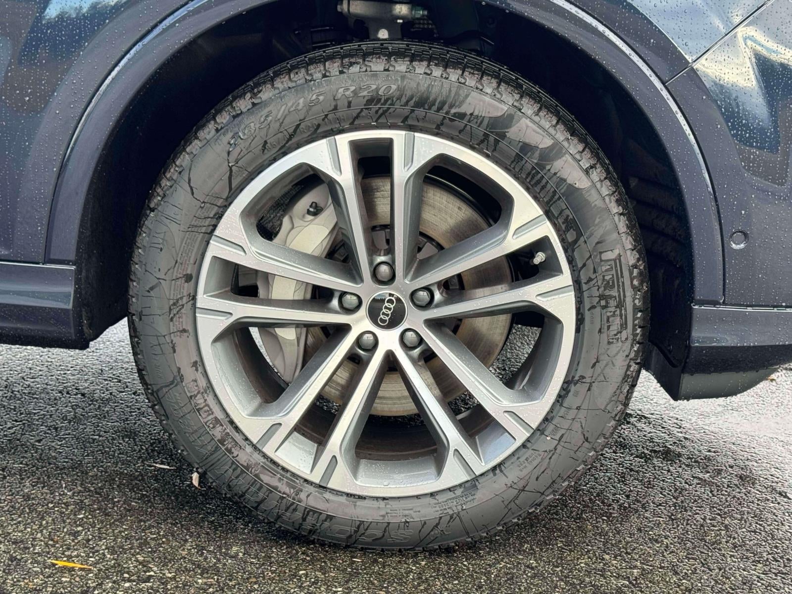 2026 Audi Q7 45 Premium