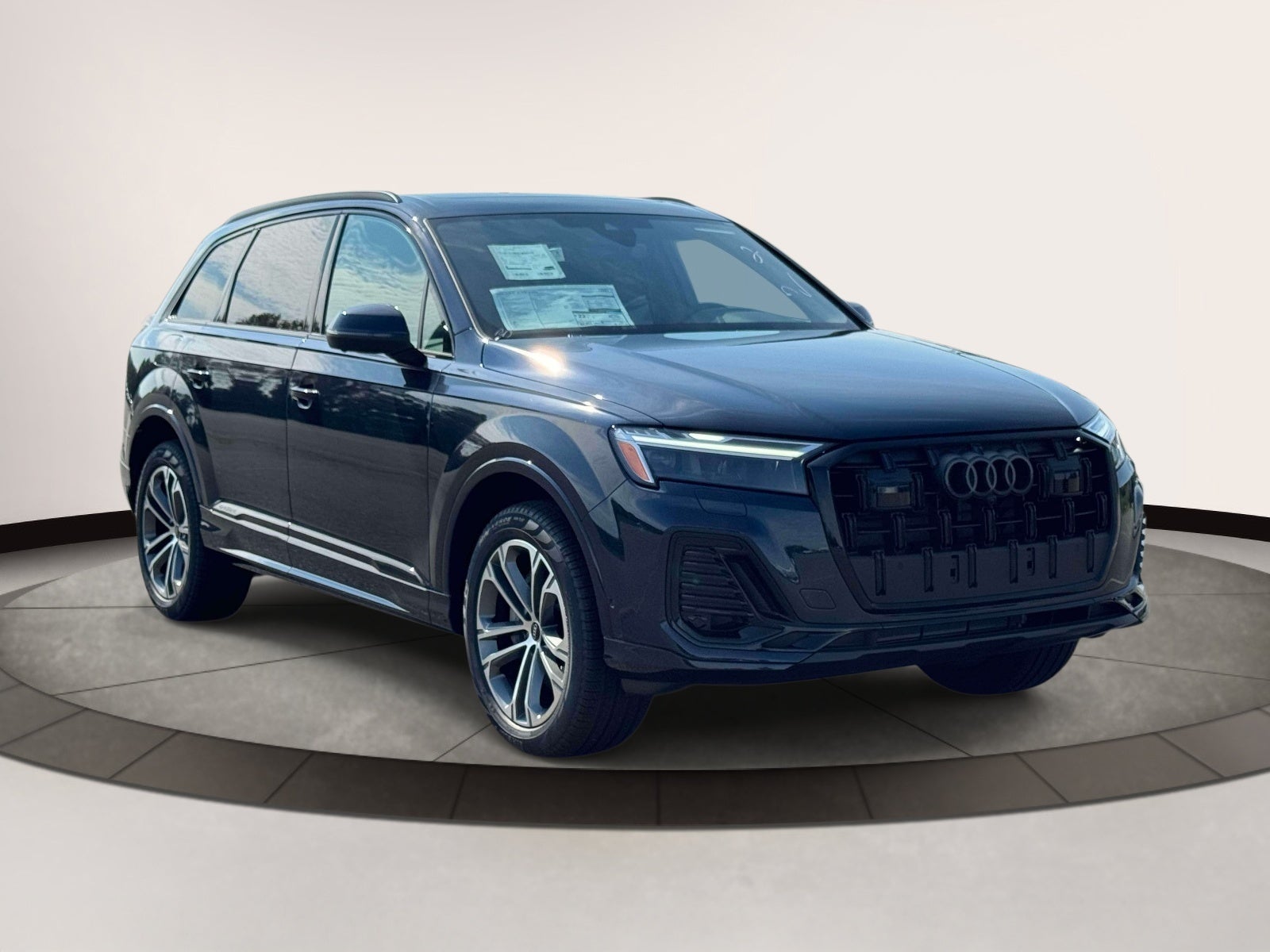 2026 Audi Q7 Premium 45 quattro *Ltd Avail*