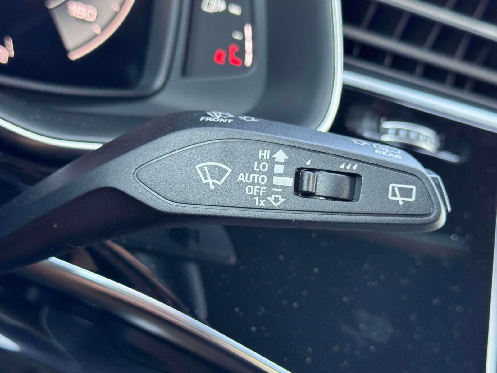 2026 Audi Q7 Premium 45 quattro *Ltd Avail*