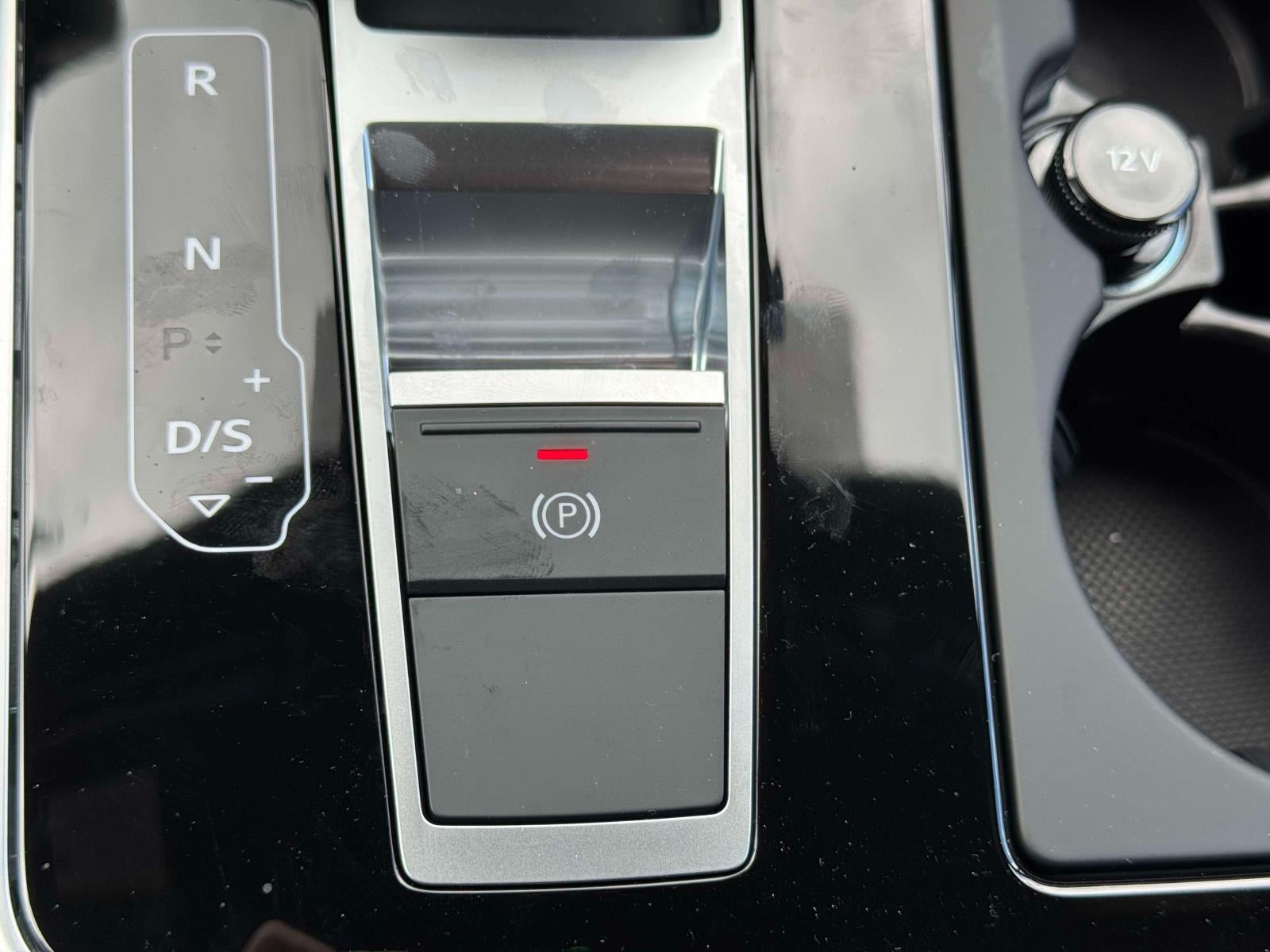 2026 Audi Q7 45 Premium