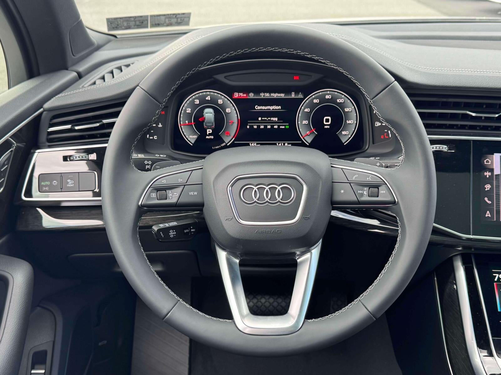 2026 Audi Q7 45 Premium