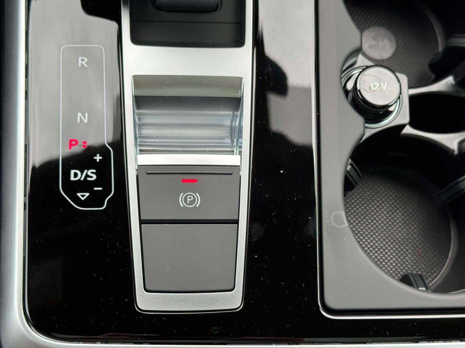 2026 Audi Q7 45 Premium