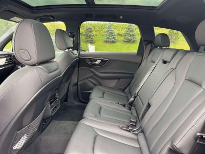 2026 Audi Q7 45 Premium