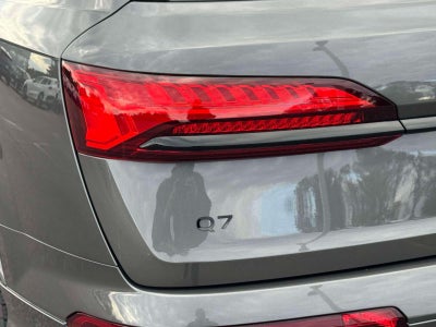 2026 Audi Q7 45 Premium